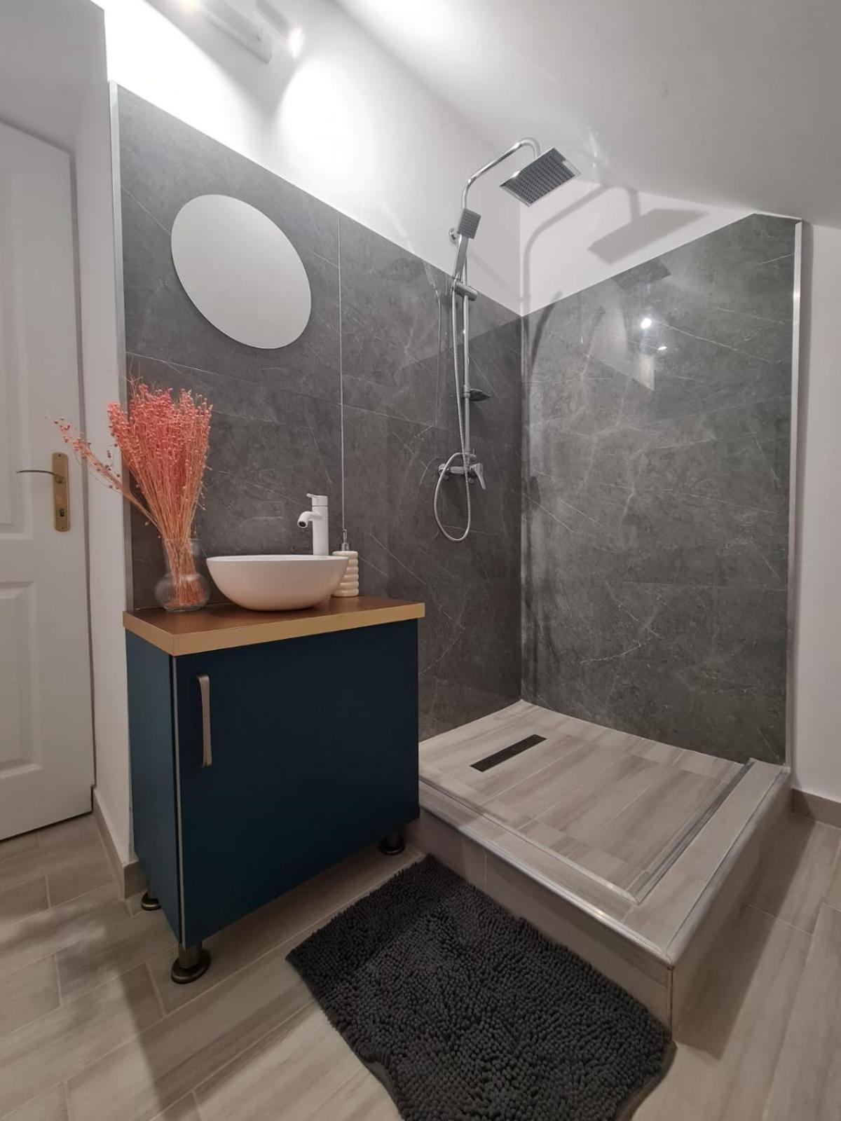 Vila Cu Ciubar & Jacuzzi - Sunset Hill House Cuvin Exterior foto